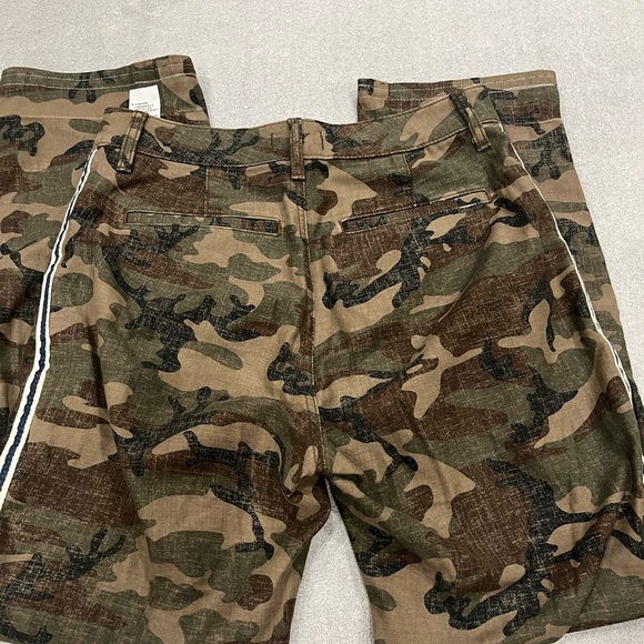 [6R/W28Ins28]Abercrombie&Finch Annie High Rise Ankle Straight Camo Pants - Picture 8 of 8